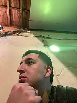 Czat XXX na żywo – Liam_jones10