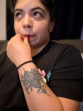 kimmiakiss22 Live XXX-chat