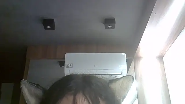 SkinnyKitten's Live XXX Chat