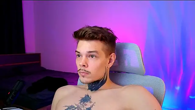 Chat +18 de DENIS_HERE ao vivo