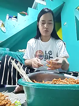 Show modela itsmacky4u na web-kameri