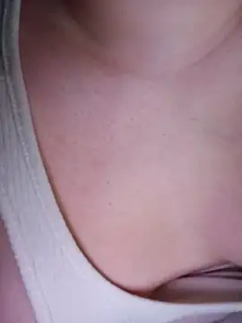 Webkamerová show HornyCumBitch