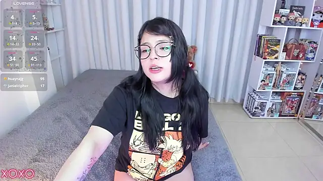 Živý XXX chat misshoneyxxx