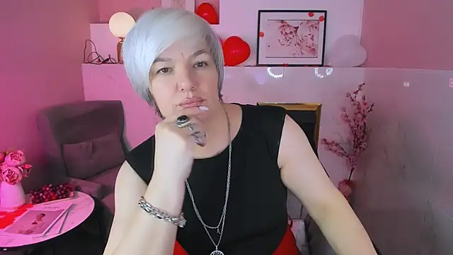 CarmenSoft Adlı Modelin Canlı XXX Sohbeti