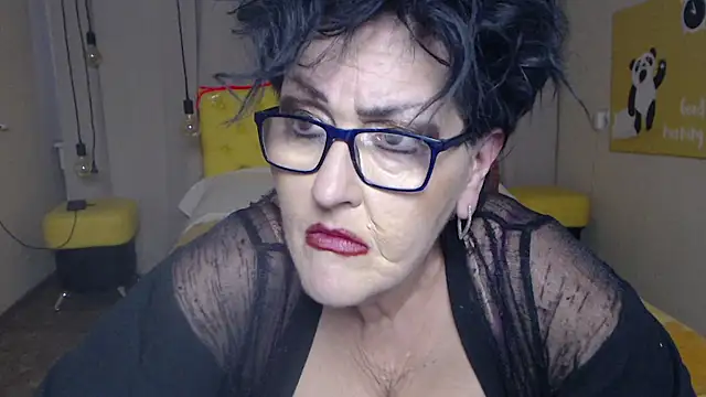 دردشة MasterLeila الجنسية المباشرة