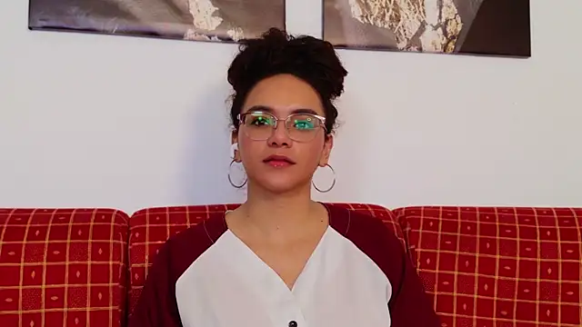 Taylor_Tina live XXX chat