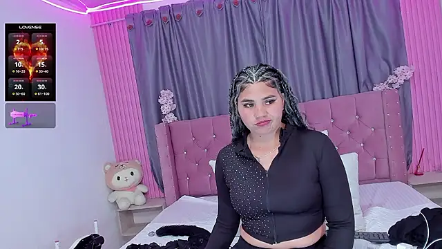 Živý XXX chat Nayla-Mouna