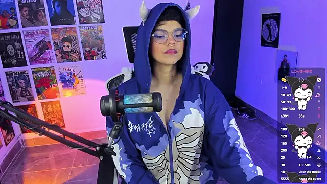 แชท XXX สดของ gooddess_isis