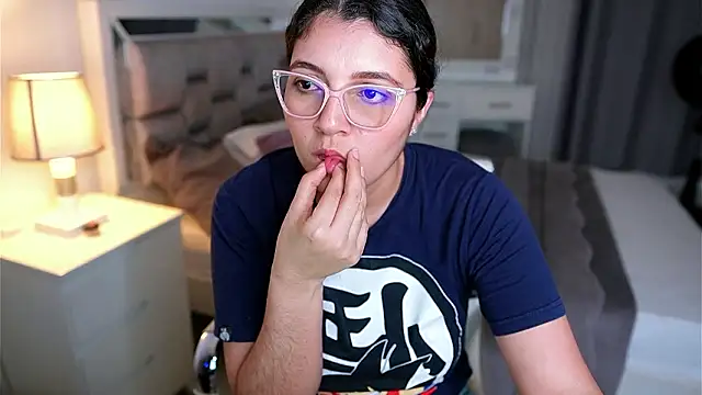 Czat XXX na żywo – Camilaa_bueno