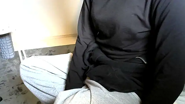 leopiii-iiJP Live XXX-chat