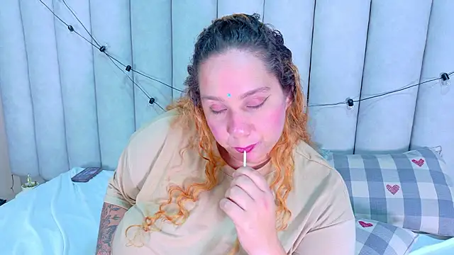 JenaCooper_ Show Webcam