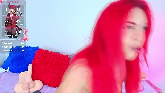 Chat +18 de Cloee_Lovee ao vivo