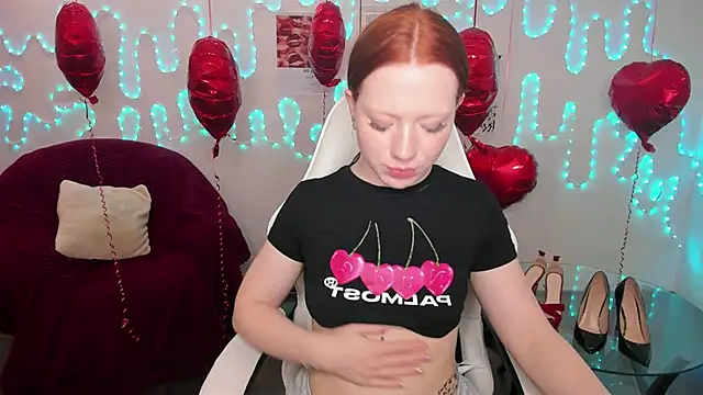 Katrys Chat XXX live