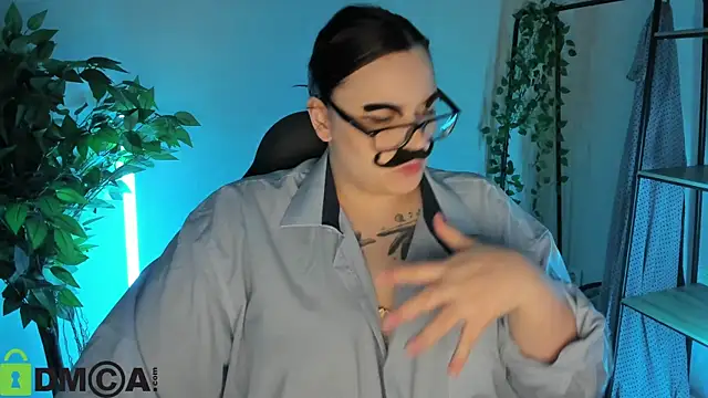 Mia_R0ss লাইভ XXX চ্যাট