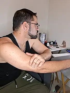 Zander823 Live XXX Chat