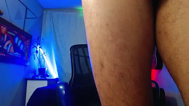 MagnusFrost live XXX chat