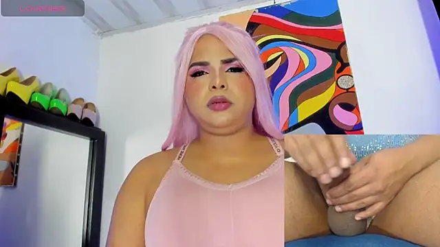 IvettePetit élő XXX-chatje