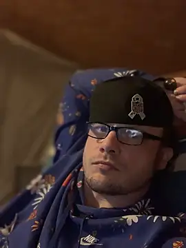 Ldnick69's Live XXX Chat