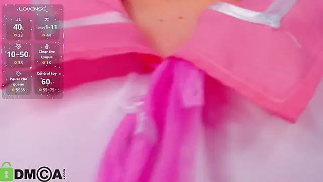 Chatroom XXX en direct de Sara_Robinson