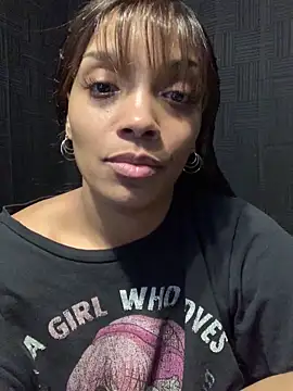 Chatroom XXX en direct de Rakiyahcharms