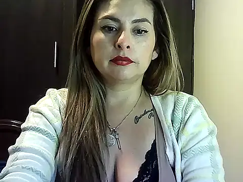 Valery__Rouse_ Chat XXX in diretta