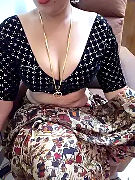 Roja-Telugu777 Live XXX Chat