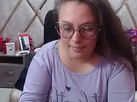 Sarah_Boobs_'s Live XXX Chat