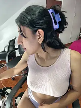 Violet_rousse7のライブXXXチャット