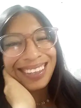 Czat XXX na żywo – Megan_Darcy