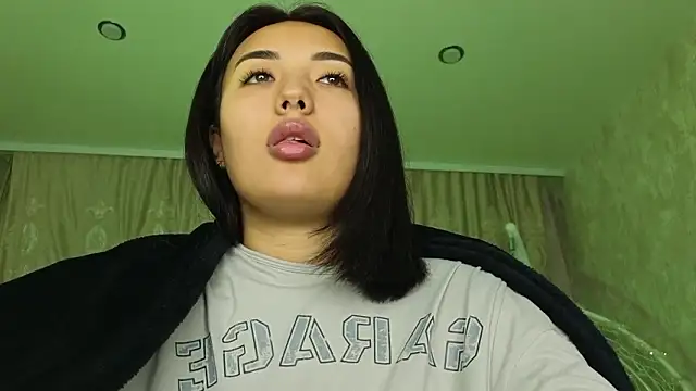 lily__fosterのウェブカメラショー