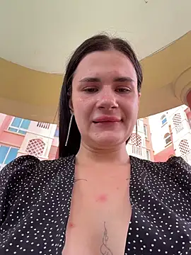 Sembang XXX Secara Langsung MiraReach