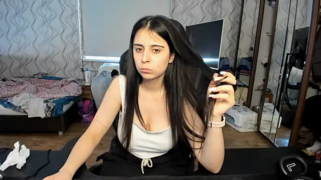 WaltraudPattie's Live XXX Chat