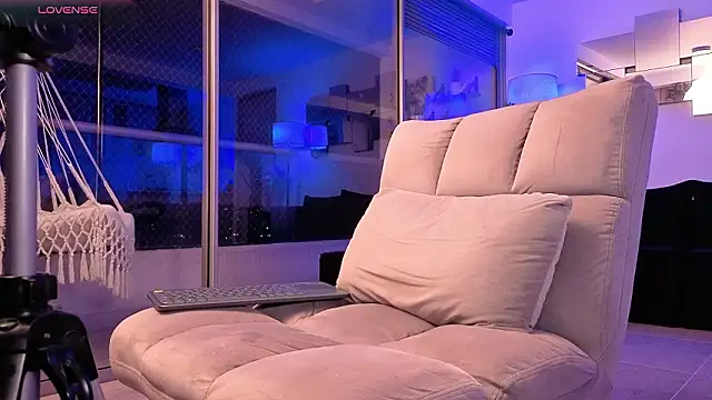 mandi4pole_ Live XXX Chat