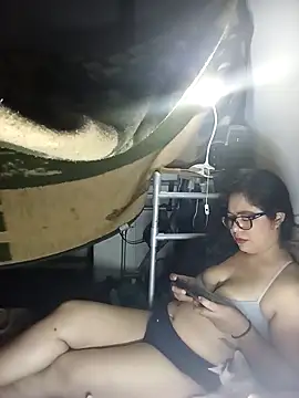 Genesis3011 Chat XXX in diretta