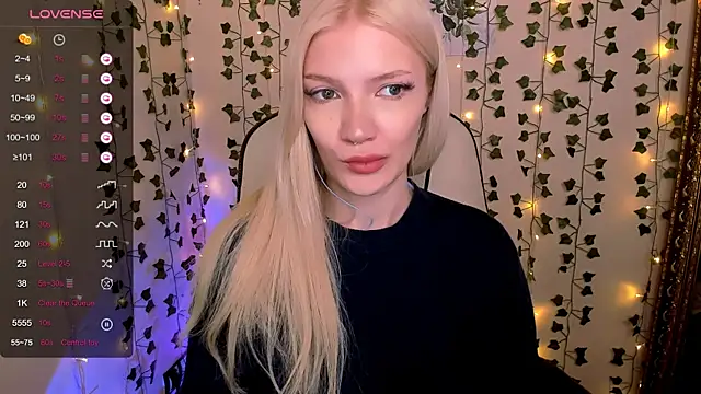 AnyaTaylor_: онлайн-секс-чат