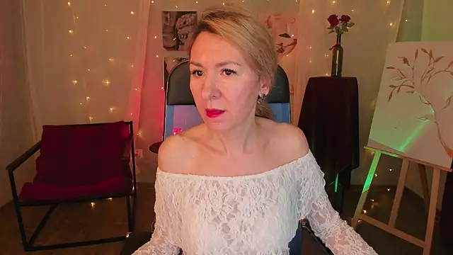 دردشة DonnaSmitth الجنسية المباشرة