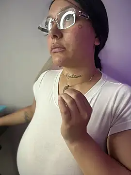 Miia__Taylor webkamerás műsora