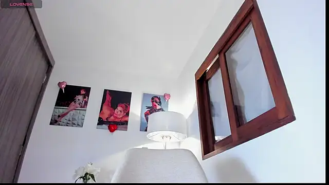 Alice_Barry: απευθείας συνομιλία ΧΧΧ