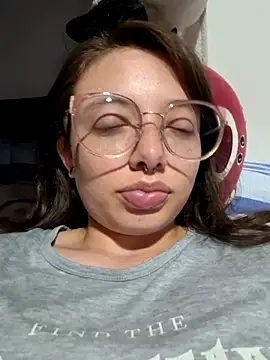 Chat +18 de linda-schmidt ao vivo