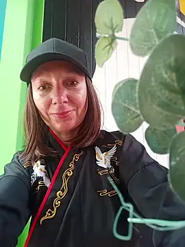 Chat +18 de ValleriWind ao vivo