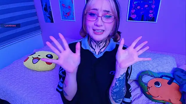 Онлайн чат XXX Miwa_violet