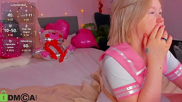 Sara_Robinson live XXX chat