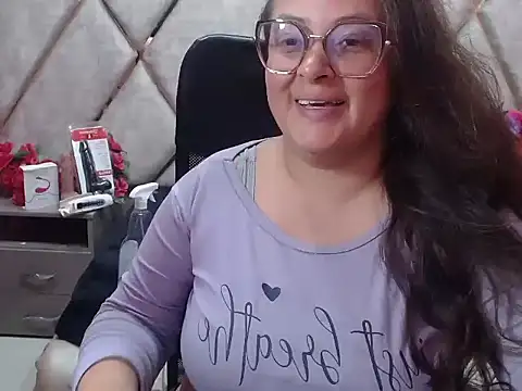 Sarah_Boobs_n Live XXX chat