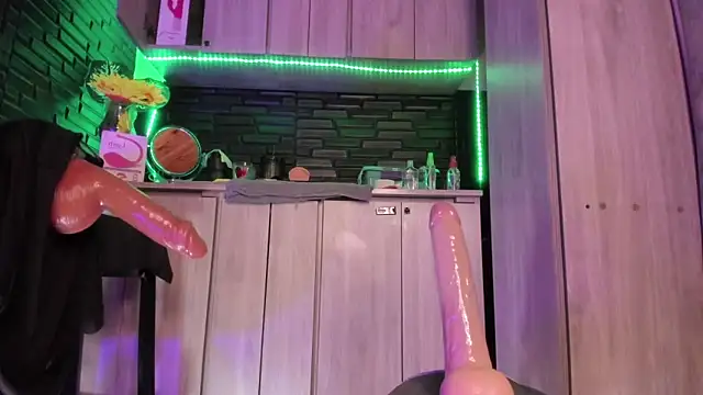 LaureenHills' Live XXX Chat