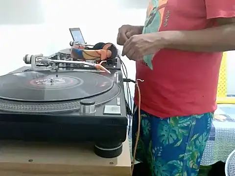 Afroman_Model_Cam élő XXX-chatje