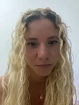 Bruxinha551 라이브 XXX 채팅