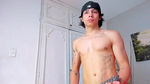 Tyler_durten élő XXX-chatje