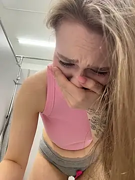 RussianWoman – Naživo XXX chat