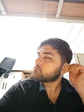 Koma001 élő XXX-chatje