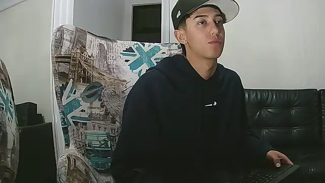 Matt_Jonnes Chat XXX in diretta